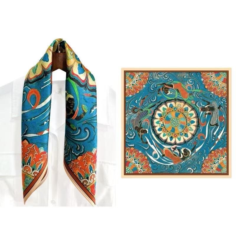Silk accessory detail